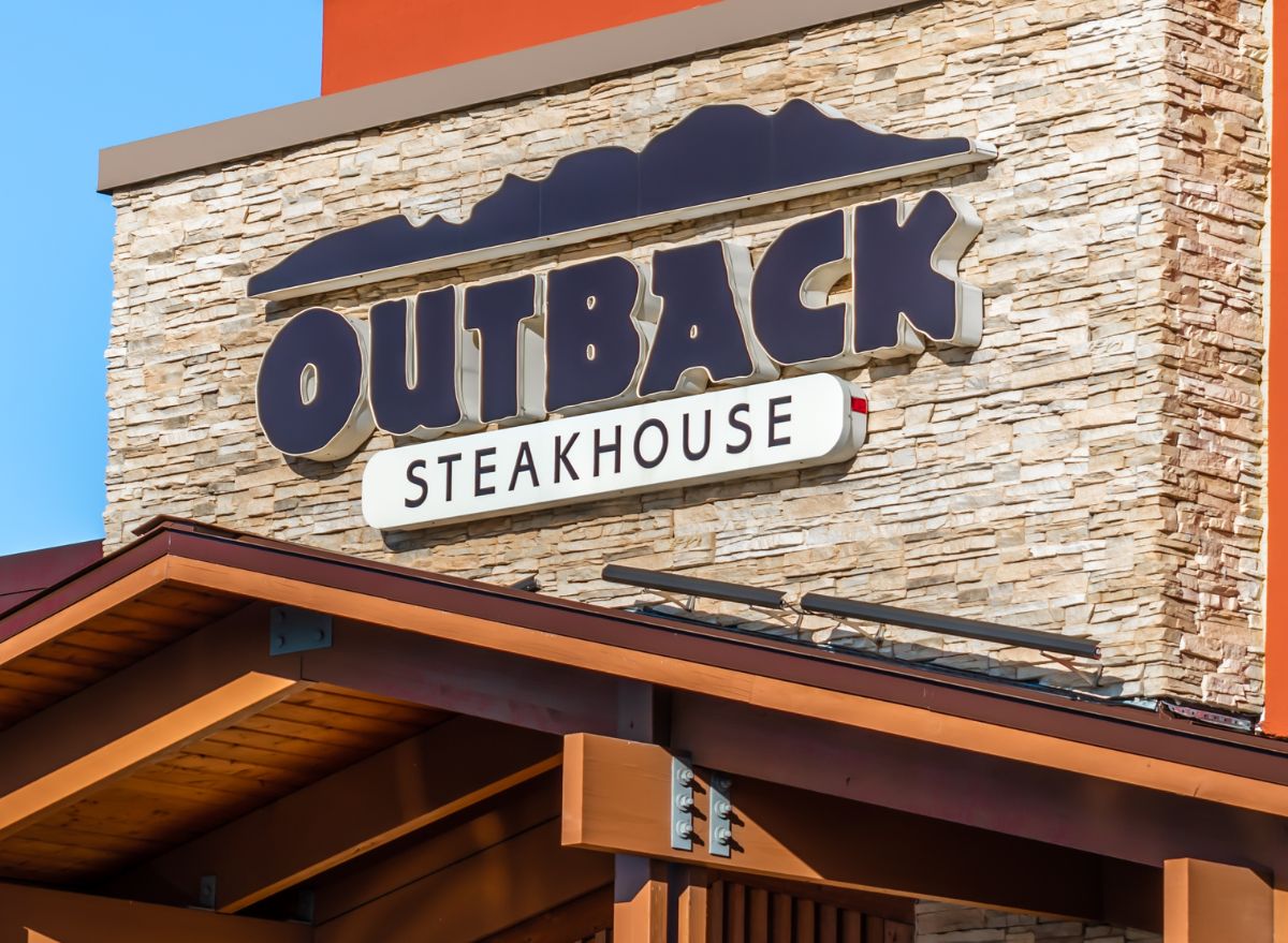 https://d3n2401vhvcfv5.cloudfront.net/_images/company/outback steakhouse/1736805432699-Outback-Steakhouse.jpg